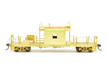 Load image into Gallery viewer, \HO Brass Crown Custom Imports ICG - Illinois Central Gulf Transfer Caboose No. 199081
