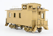 Load image into Gallery viewer, HO Brass Oriental Limited GN - Great Northern 25 Foot Caboose
