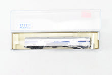 Load image into Gallery viewer, N Kato 156-0953 Amtrak Baggage Car No. 1221 Phase IV
