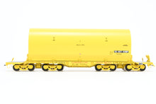 Load image into Gallery viewer, HO Brass CON OMI - Overland Models, Inc. UP - Union Pacific NASA Shuttle Solid Rocket Motor Rail Car Factory Painted No. 50020
