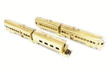 Load image into Gallery viewer, HO Brass NPP - Nickel Plate Products CNS&amp;M - North Shore Line &quot;Electroliner&quot; 4-Car Set
