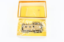 Load image into Gallery viewer, HO Brass Oriental Limited GN - Great Northern 25 Foot Caboose

