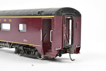 Load image into Gallery viewer, HO Brass Soho N&amp;W - Norfolk and Western Coach #1001 The Powhatan Arrow
