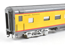 Load image into Gallery viewer, HO Brass CON Wasatch Model Co. UP - Union Pacific &quot;Star Leaf&quot; 11-Bedroom Star Series Sleeper Pro-Painted
