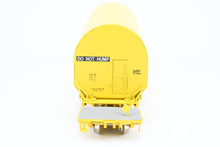 Load image into Gallery viewer, HO Brass CON OMI - Overland Models, Inc. UP - Union Pacific NASA Shuttle Solid Rocket Motor Rail Car Factory Painted No. 50020
