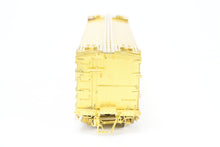 Load image into Gallery viewer, HO Brass W&amp;R - W&amp;R Enterprises Northern Refrigerator Car Co. Express Reefer Nos. 601-667
