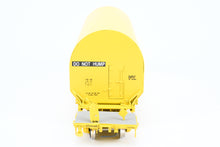 Load image into Gallery viewer, HO Brass CON OMI - Overland Models, Inc. UP - Union Pacific NASA Shuttle Solid Rocket Motor Rail Car Factory Painted No. 50020
