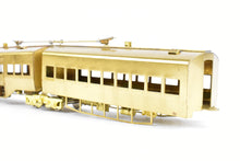 Load image into Gallery viewer, HO Brass NPP - Nickel Plate Products CNS&amp;M - North Shore Line &quot;Electroliner&quot; 4-Car Set
