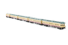 Load image into Gallery viewer, N Microtrains Line Napa Valley Wine Train 4-Pack w/Bonus FT Powered A-unit
