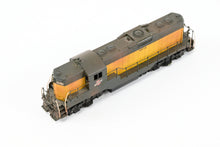 Load image into Gallery viewer, N Brass Hallmark Models C&amp;NW - Chicago &amp; North Western EMD GP-9 Standard Version with Removable Dynamic Brakes Custom Painted &amp; Weathered No. 4514
