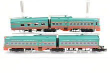 Load image into Gallery viewer, HO Plastic ConCor CNS&amp;M - North Shore Line &quot;Electroliner&quot; 4-Car Set
