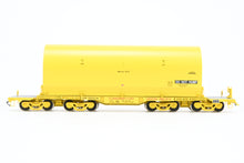 Load image into Gallery viewer, HO Brass CON OMI - Overland Models, Inc. UP - Union Pacific NASA Shuttle Solid Rocket Motor Rail Car Factory Painted No. 50024

