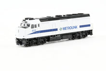 Load image into Gallery viewer, N Kato Metrolink EMD F40PH, Three Athearn Bombardier Coaches and One Control Car Factory Painted NO BOX
