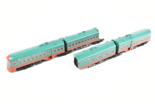 Load image into Gallery viewer, HO Plastic ConCor CNS&amp;M - North Shore Line &quot;Electroliner&quot; 4-Car Set
