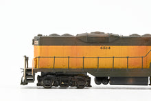 Load image into Gallery viewer, N Brass Hallmark Models C&amp;NW - Chicago &amp; North Western EMD GP-9 Standard Version with Removable Dynamic Brakes Custom Painted &amp; Weathered No. 4514
