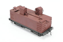 Load image into Gallery viewer, HO Brass W&amp;R Enterprises NP - Northern Pacific Fire Car No. 795, Custom Painted &amp; Unlettered
