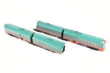 Load image into Gallery viewer, HO Plastic ConCor CNS&amp;M - North Shore Line &quot;Electroliner&quot; 4-Car Set
