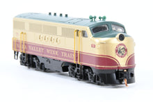 Load image into Gallery viewer, N Microtrains Line Napa Valley Wine Train 4-Pack w/Bonus FT Powered A-unit
