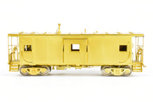 Load image into Gallery viewer, HO Brass OMI - Overland Models, Inc. D&amp;H - Delaware &amp; Hudson Bay Window Caboose #35816 (Ex. C 371-380)
