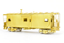Load image into Gallery viewer, HO Brass OMI - Overland Models, Inc. D&amp;H - Delaware &amp; Hudson Bay Window Caboose #35816 (Ex. C 371-380)
