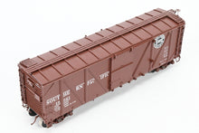 Load image into Gallery viewer, HO Brass CIL - Challenger Imports SP - Southern Pacific Class B-50-15 OB Wood Sheathed w/Murphy Roof FP #15021
