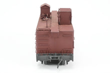 Load image into Gallery viewer, HO Brass W&amp;R Enterprises NP - Northern Pacific Fire Car No. 795, Custom Painted &amp; Unlettered
