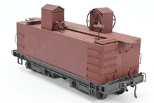 Load image into Gallery viewer, HO Brass W&amp;R Enterprises NP - Northern Pacific Fire Car No. 795, Custom Painted &amp; Unlettered
