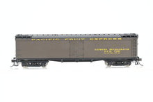 Load image into Gallery viewer, HO Brass WP Car Corp. PFE - Pacific Fruit Express Express Reefer 1940s Version Factory Painted No. 726
