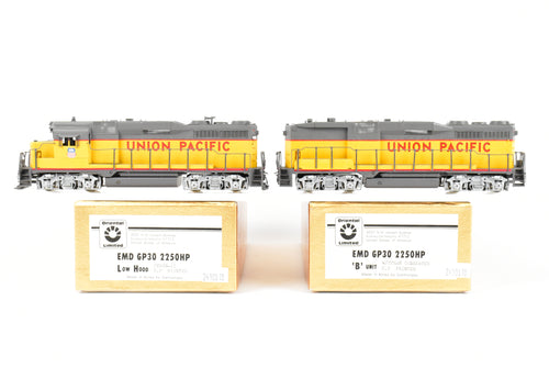 HO Brass Oriental Limited UP - Union Pacific EMD GP30/GP30B 2250HP Each, 