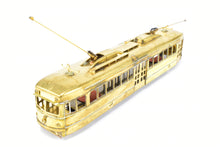 Load image into Gallery viewer, HO Brass Suydam PE - Pacific Electric Double End PCC Car - Unpowered Trailer
