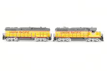 Load image into Gallery viewer, HO Brass Oriental Limited UP - Union Pacific EMD GP30/GP30B 2250HP Each &quot;B&quot; Unit W/Steam Generator FP

