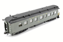 Load image into Gallery viewer, HO Brass Hallmark Models ATSF - Santa Fe Superintendents Business Car #400 Custom Painted
