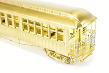 Load image into Gallery viewer, HO Brass MTS Imports Manhattan Elevated and C&amp;SSRT - Chicago &amp; South Side Rapid Transit Elevated Car Unpowered
