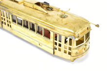 Load image into Gallery viewer, HO Brass Suydam PE - Pacific Electric Double End PCC Car - Unpowered Trailer
