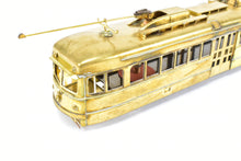 Load image into Gallery viewer, HO Brass Suydam PE - Pacific Electric Double End PCC Car - Unpowered Trailer
