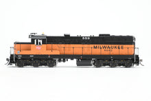 Load image into Gallery viewer, HO Rapido Trains, Inc. Milw - Milwaukee Road EMD SD10 FP #553 1974+ Era DC/Silent Version
