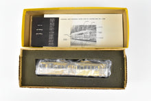 Load image into Gallery viewer, HO Brass Suydam PE - Pacific Electric Double End PCC Car - Unpowered Trailer
