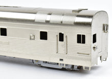 Load image into Gallery viewer, HO Brass Oriental Limited CB&amp;Q - Burlington Route EMD EA/EB Silver King and Silver Queen Set Plated with No Lettering
