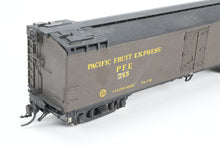 Load image into Gallery viewer, HO Brass WP Car Corp. PFE - Pacific Fruit Express Express Reefer 1950s Version Factory Painted No. 745
