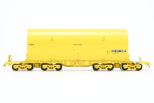 Load image into Gallery viewer, HO Brass CON OMI - Overland Models, Inc. UP - Union Pacific NASA Shuttle Solid Rocket Motor Rail Car Factory Painted No. 50010
