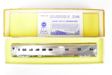 Load image into Gallery viewer, HO Brass Oriental Limited CB&amp;Q/DRGW/WP - California Zephyr Sleeper #429

