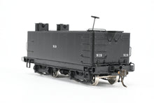 Load image into Gallery viewer, HO Brass W&amp;R Enterprises NP - Northern Pacific Auxiliary Tender with High Water Hatch Factory Painted No. 919
