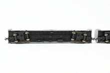 Load image into Gallery viewer, N Kato 106-3506 Amtrak Material Handling Car 2-Pack Phase III Set C-2 Nos. 1508 and 1553
