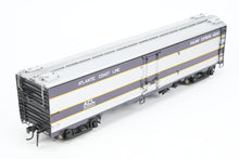 Load image into Gallery viewer, O Brass Sunset Models Third Rail ACL - Atlantic Coast Line REA - Railway Express Agency 54' Reefer Factory Painted No. 3000
