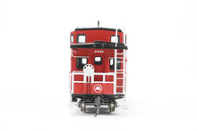 Load image into Gallery viewer, HO Brass OMI - Overland Models, Inc. CIL - Monon Quasi-Cupola Steel Caboose FP No. 81526
