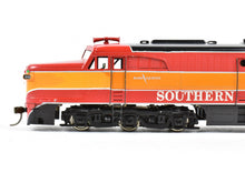 Load image into Gallery viewer, HO Brass Balboa SP - Southern Pacific "Daylight" PA-1 Factory Painted 6005
