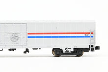 Load image into Gallery viewer, N Kato 106-3503 Amtrak Material Handling Car 2-Pack Phase III Set C-1 Nos. 1524 and 1547
