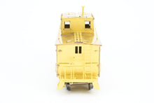 Load image into Gallery viewer, HO Brass OMI - Overland Models, Inc. Soo Line "Shorty" Wood Sheath Caboose w/ Truss Rod Underframe Nos. 199 &amp; 235

