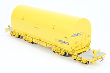 Load image into Gallery viewer, HO Brass CON OMI - Overland Models, Inc. UP - Union Pacific NASA Shuttle Solid Rocket Motor Rail Car Factory Painted No. 50028

