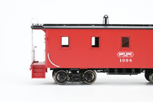 Load image into Gallery viewer, HO Brass CON OMI - Overland Models, Inc. CNS&amp;M - North Shore Line Wood Caboose w/o Cupola Factory Painted No. 1004
